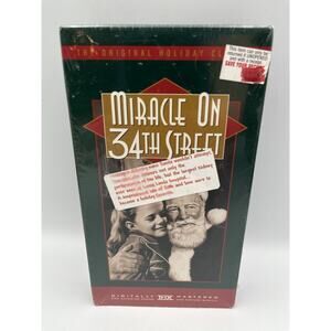 Miracle On 34th Street Black & White Movie VHS Video Tape NEW Sealed